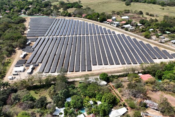 Proyecto solar La Barranquilla reforzará matriz energética ante el fenómeno de El Niño